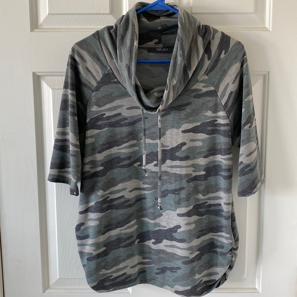 WOMENS CAMO TOP WITH COWL NECK BY COIN 1804 SIZE SMALL